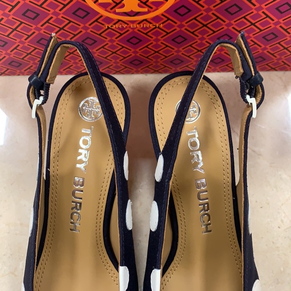TORY BURCH CANVAS NAVY SLINGBACK PUMP WITH LEATHER POLKA DOTS IN WHITE SIZE 7, 8 - Picture 12 of 15